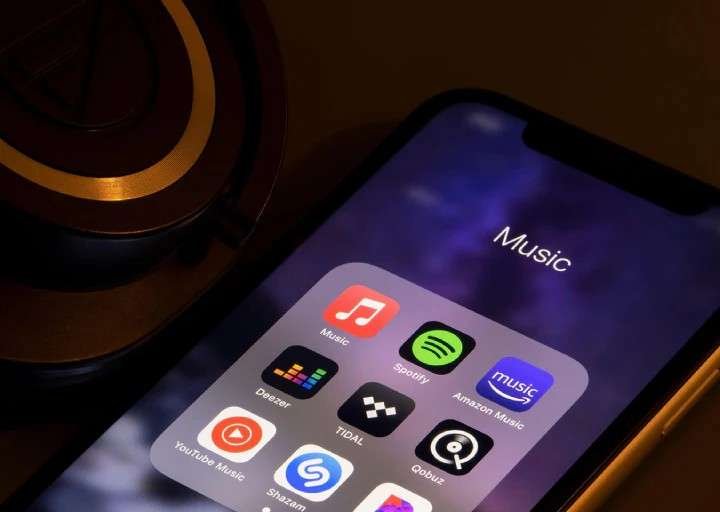 Ultimate Intresting Music Listening App By 005